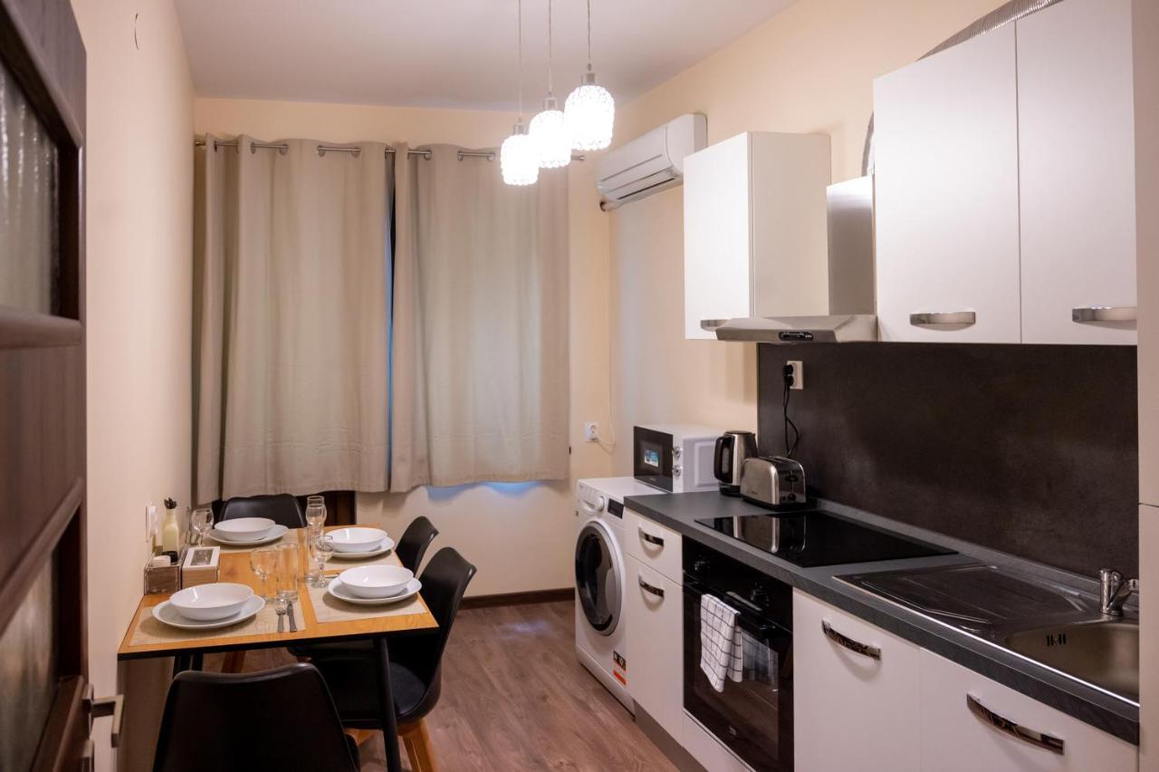 Design 1Bdr Apartment In Top Center - Free Parking 索菲亞 外观 照片